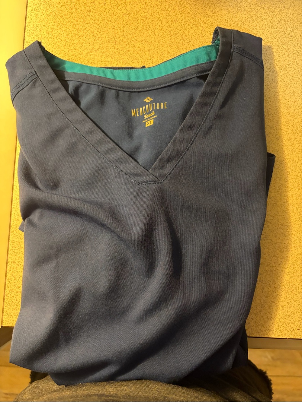 Med Couture Navy V-Neck Scrub Shirt with Teal Trim